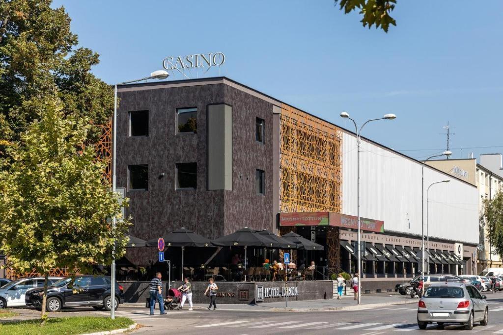 Apartman Anna Komárno Exterior foto